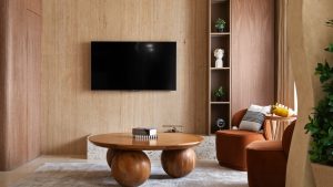 The Financial Blueprint for Bespoke Furniture: Is Custom Craftsmanship Worth the Investment for Your Home or Business?